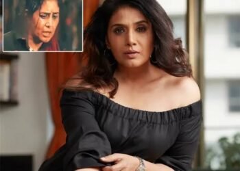 26 ఏళ్లకే హృతిక్కు అమ్మగా.. ఇప్పుడు నానికి తల్లిగా 2 26 ఏళ్లకే హృతిక్కు అమ్మగా.. ఇప్పుడు నానికి తల్లిగా