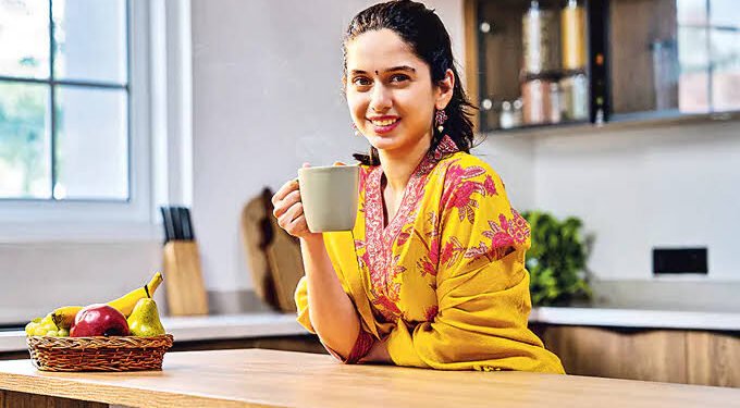 వేడిగా తాగుతున్నారా? కాస్త ఆగండి! 1 వేడిగా తాగుతున్నారా? కాస్త ఆగండి!