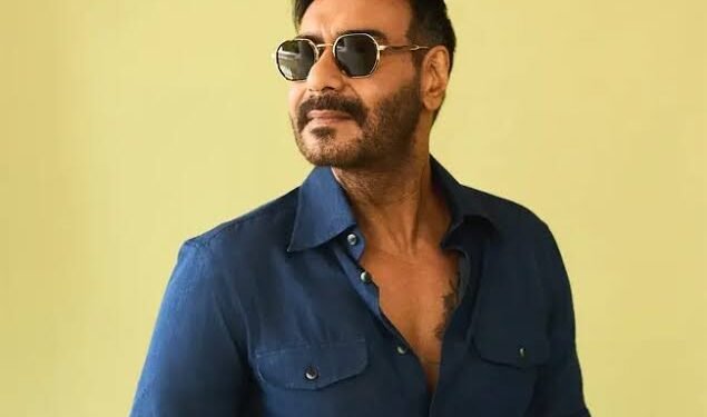 స్టార్‌ హీరో ఇంట్లో సెలూన్‌, స్పా.. బీఎంసీ నోటీసులు