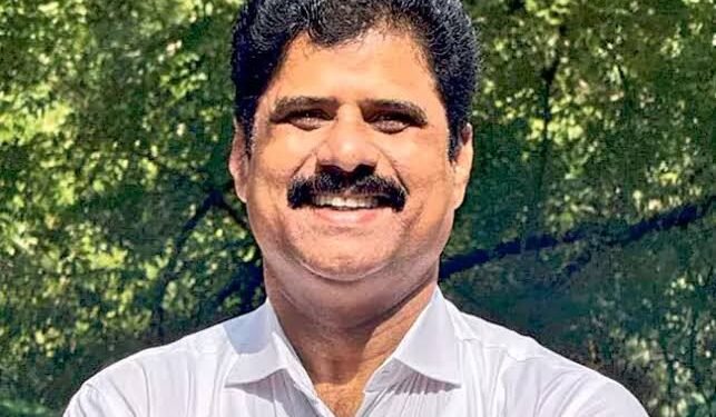 మాజీ డీఎస్పీ భీమ్రెడ్డి బినామీ ఇళ్లలో ఏసీబీ సోదాలు 1 మాజీ డీఎస్పీ భీమ్రెడ్డి బినామీ ఇళ్లలో ఏసీబీ సోదాలు