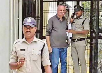 హత్యాయత్నం కేసులో బెంగళూరు వైద్యుడి అరెస్ట్‌