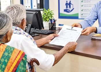 కొత్త పింఛన్లకు 13.65 లక్షల దరఖాస్తులు.. 1.42 లక్షల మంది అనర్హులు