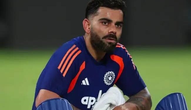 సచిన్, ధోని.. నా హృదయంలో వారికి ప్రత్యేక స్థానం: విరాట్ కోహ్లీ 1 సచిన్, ధోని.. నా హృదయంలో వారికి ప్రత్యేక స్థానం: విరాట్ కోహ్లీ