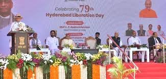 మహనీయుల పోరాటాలు భావితరాలకు స్ఫూర్తి: ఉపరాష్ట్రపతి రాధాకృష్ణన్‌