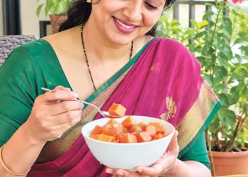 మహిళల ఆరోగ్యానికి మేలు చేసే ఈ పండ్లు.. రోజూ తింటే ఎన్నో ప్రయోజనాలు!